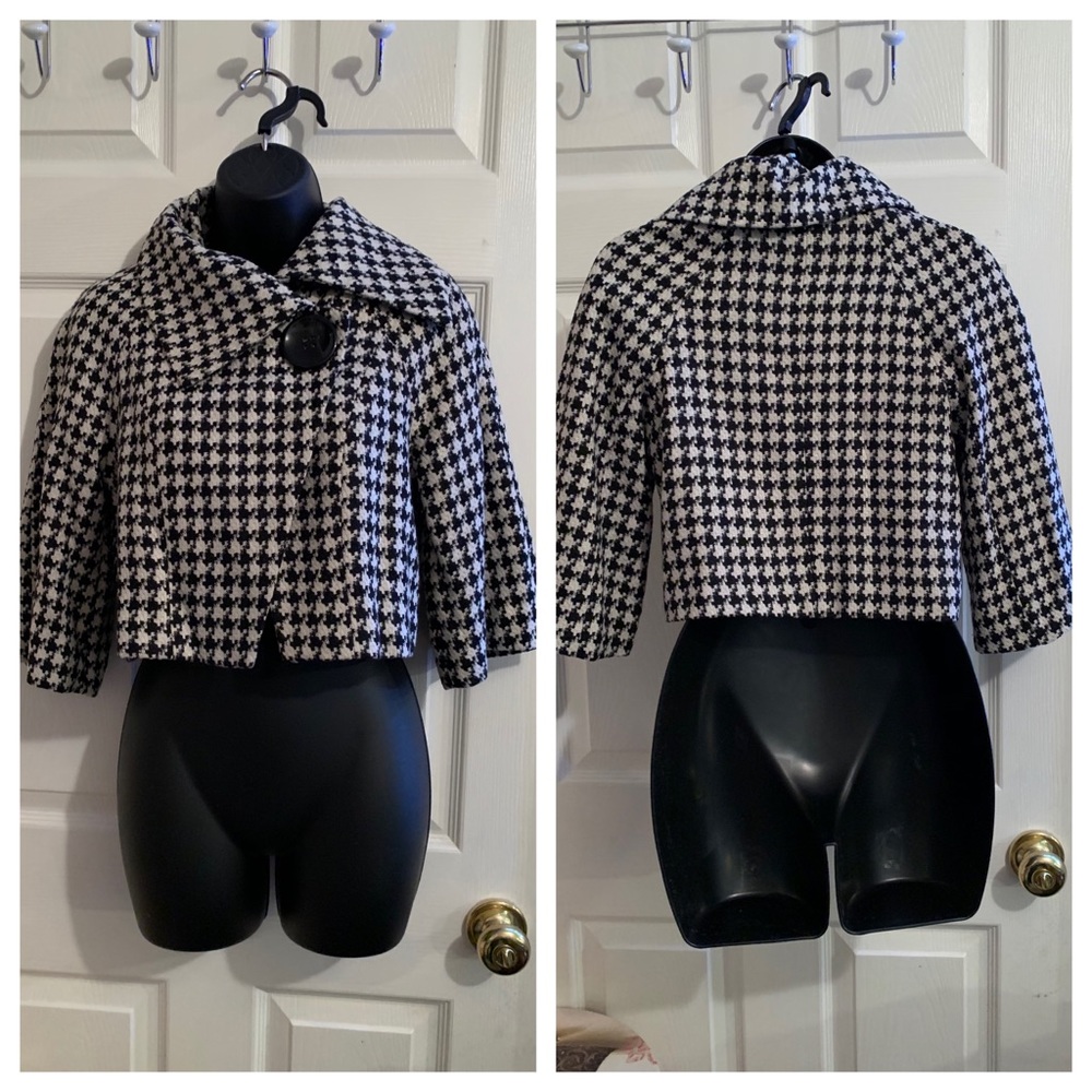 Tea/f Crop Black & White Jacket | Size: M